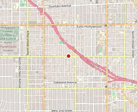 Map showing Khun Dom | Thai Restaurant